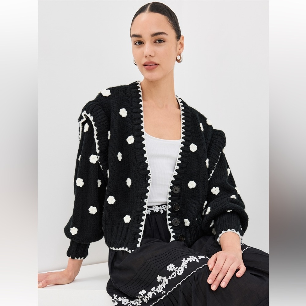 FARM Rio Black and White Flowers Knit Cardigan size Large